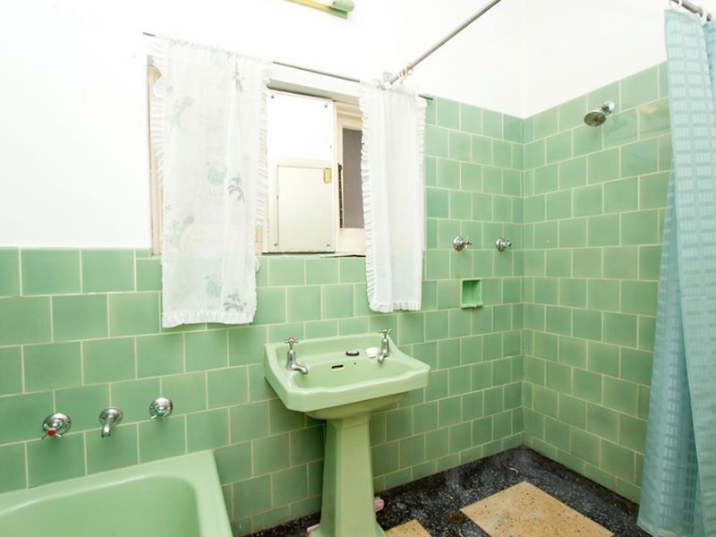 14 Brenton Avenue, South Plympton SA 5038