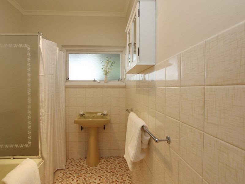 2 Griffiths Road, Plympton Park SA 5038