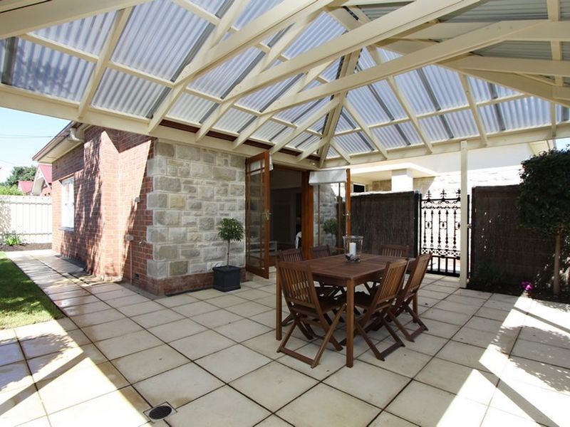 2 Griffiths Road, Plympton Park SA 5038