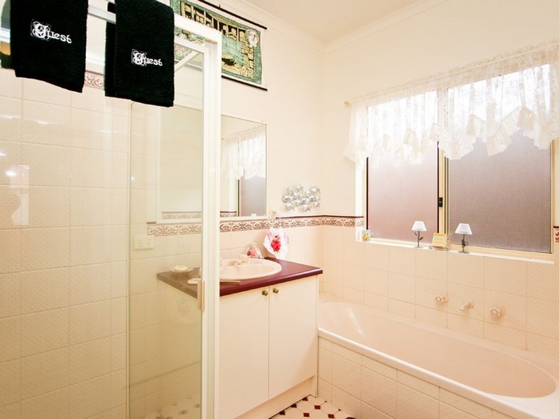 6 Rayner Court, Mitchell Park SA 5043