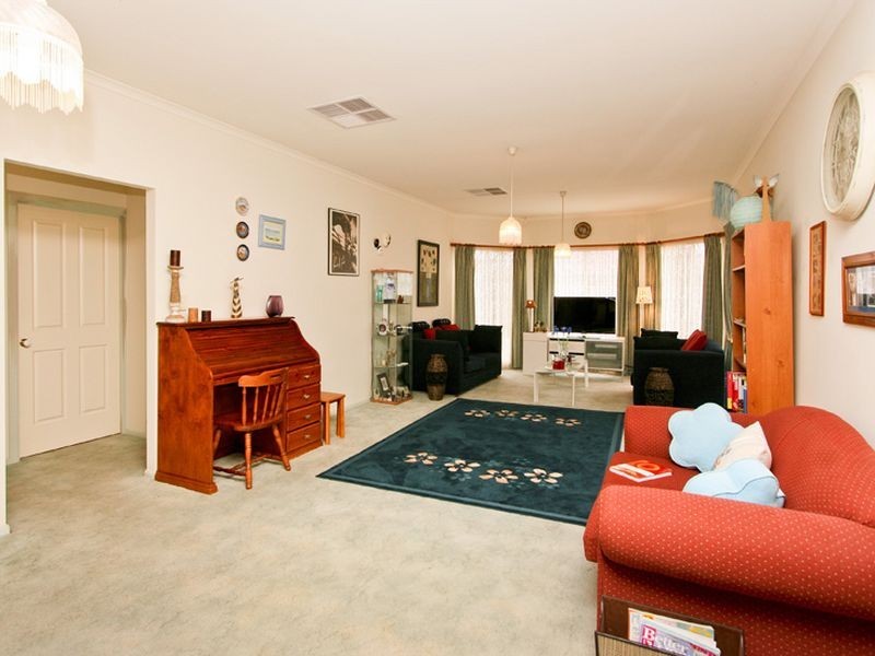 6 Rayner Court, Mitchell Park SA 5043