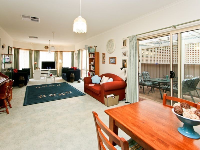 6 Rayner Court, Mitchell Park SA 5043