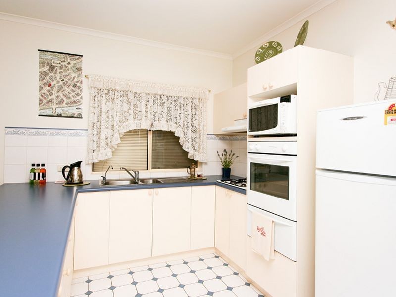 6 Rayner Court, Mitchell Park SA 5043