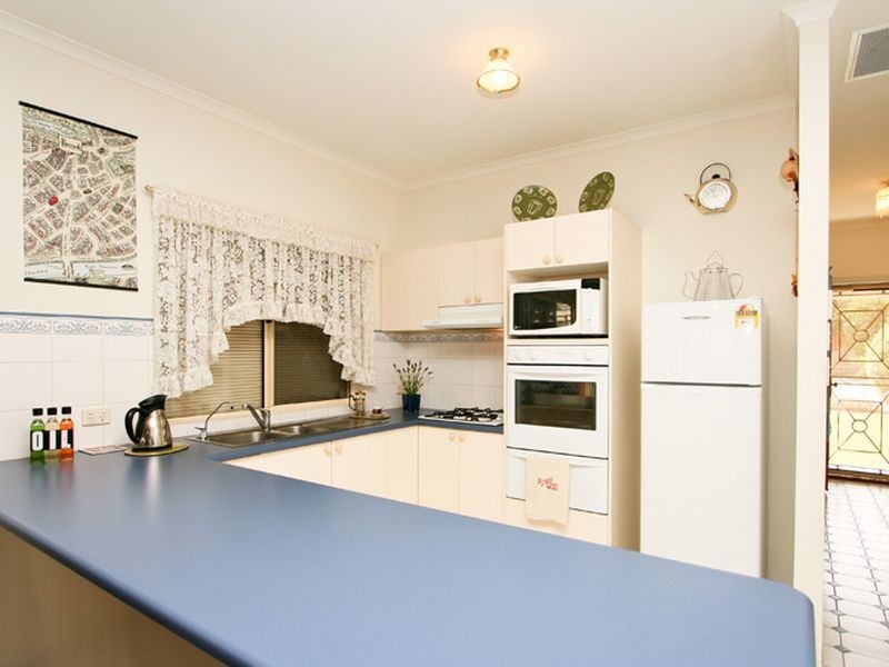 6 Rayner Court, Mitchell Park SA 5043