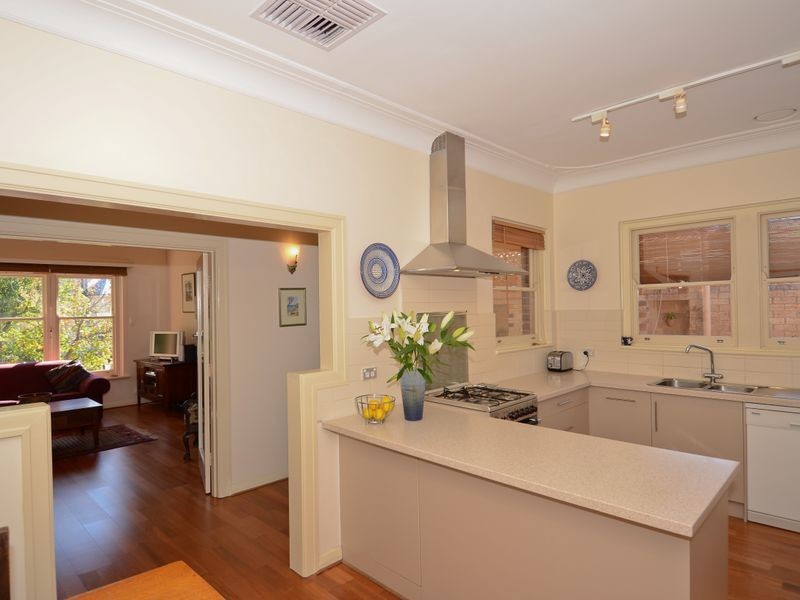 16 Roslind Street, Kensington Gardens SA 5068