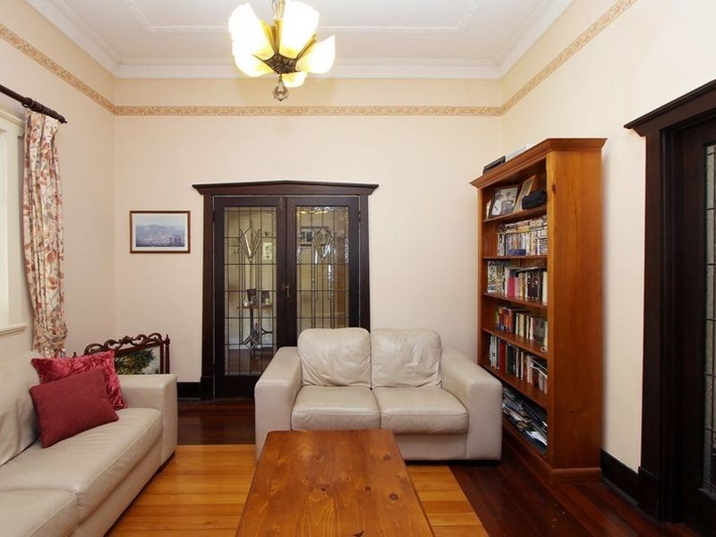 2 Raldon Grove, Myrtle Bank SA 5064