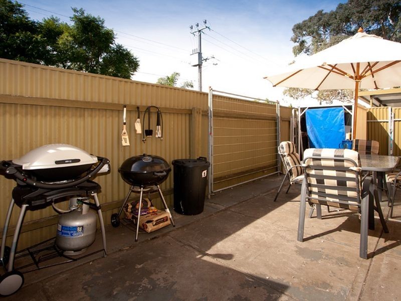 4/16 Park Street, Glandore SA 5037