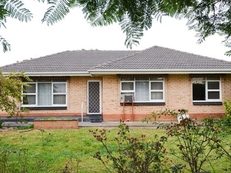 9 Seccafien Avenue, Marion SA 5043