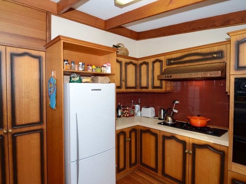 17 Glengarry Avenue, Glandore SA 5037