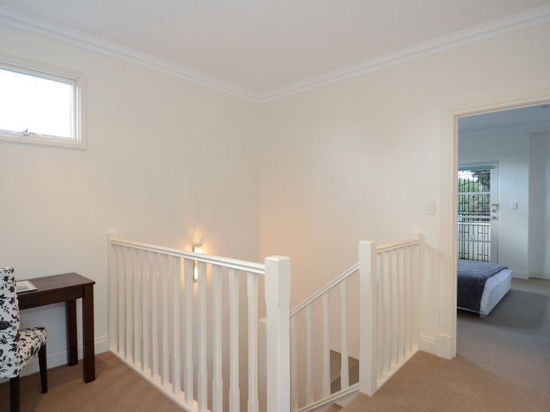 18 Rhyl Avenue, Wayville SA 5034