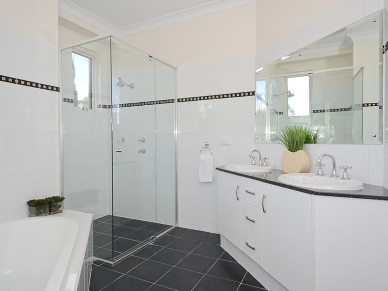 18 Rhyl Avenue, Wayville SA 5034