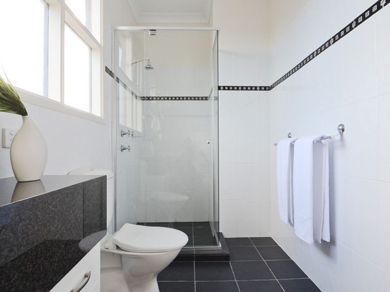 18 Rhyl Avenue, Wayville SA 5034