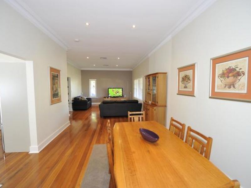 24 King Edward Avenue, Hawthorn SA 5062