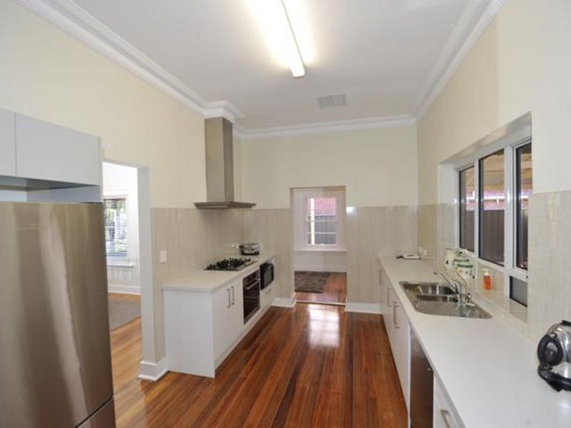 24 King Edward Avenue, Hawthorn SA 5062