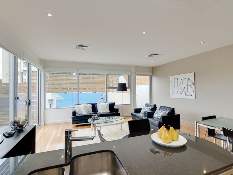 6/10 Moseley Street, Glenelg SA 5045