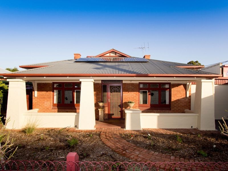 2 Dinwoodie Avenue, Clarence Gardens SA 5039