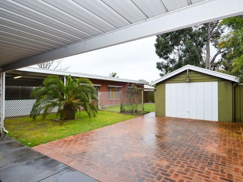 16 The Grove, Lower Mitcham SA 5062