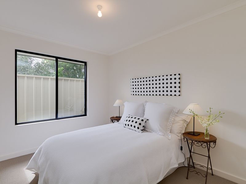 1B Sixth Avenue, Warradale SA 5046