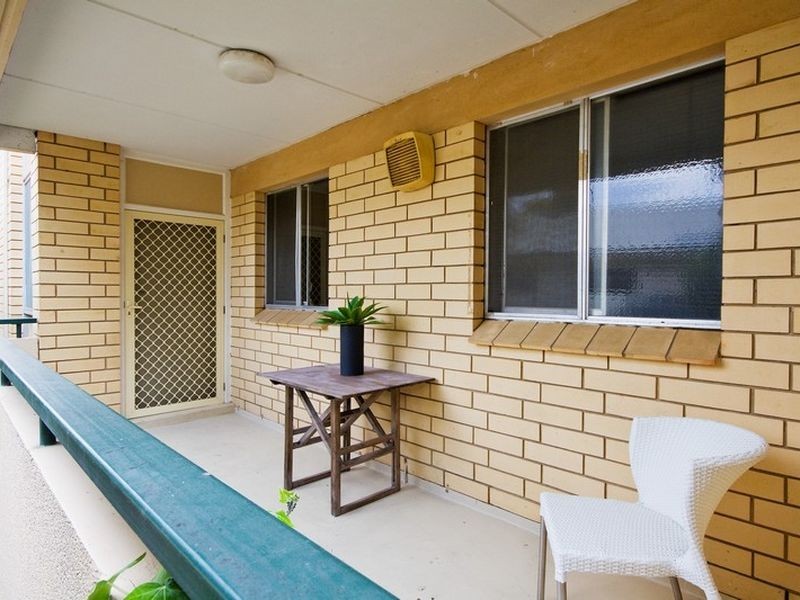 8/21 Laught Avenue, Black Forest SA 5035