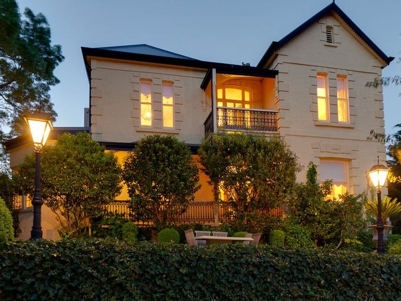 21 Waverley Ridge Road, Crafers West SA 5152