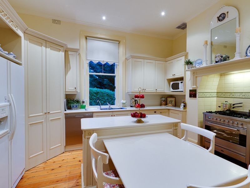 21 Waverley Ridge Road, Crafers West SA 5152