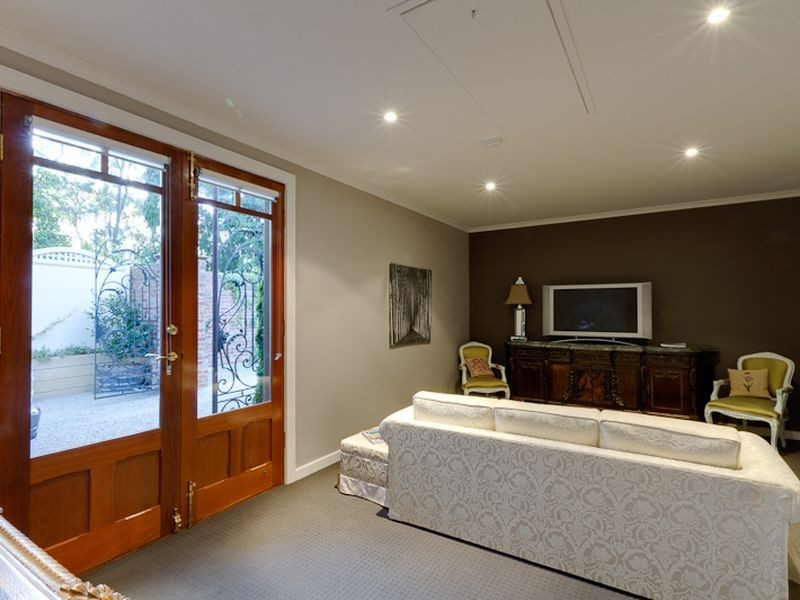 21 Waverley Ridge Road, Crafers West SA 5152