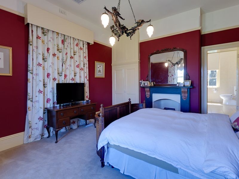 21 Waverley Ridge Road, Crafers West SA 5152
