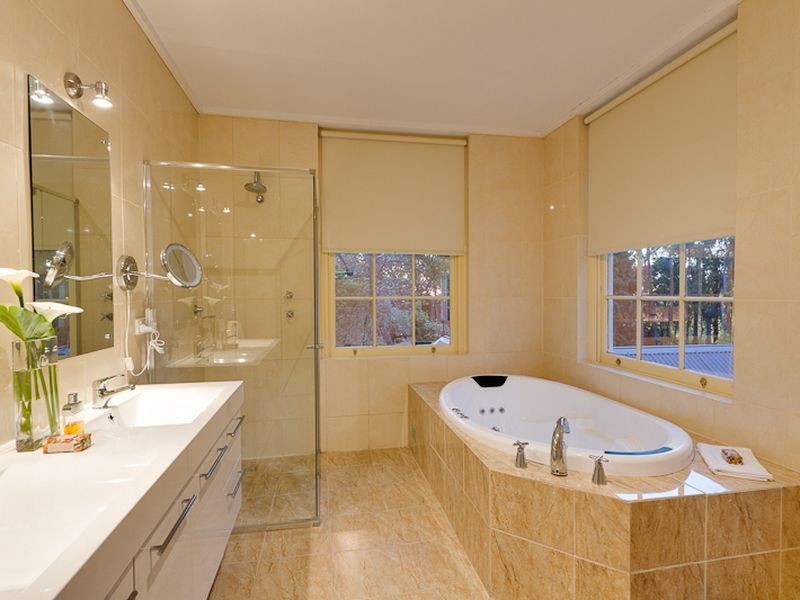 21 Waverley Ridge Road, Crafers West SA 5152