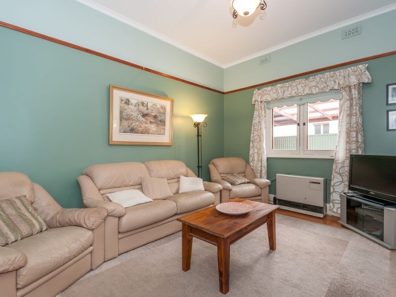 33 Dixon Street, Clarence Park SA 5034