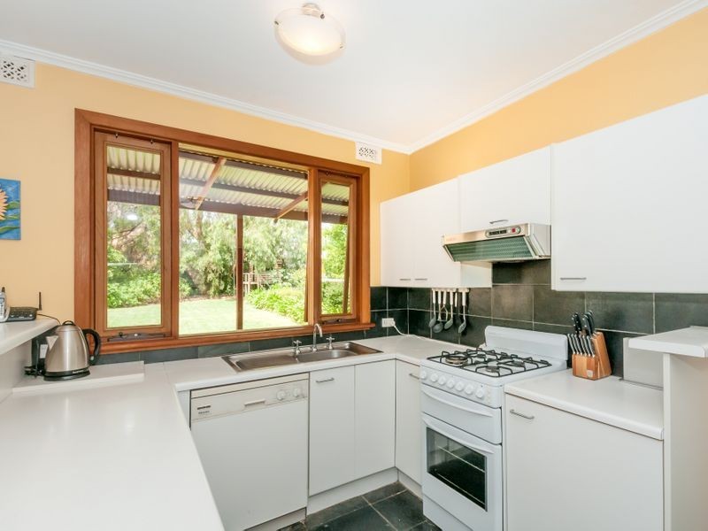 33 Dixon Street, Clarence Park SA 5034