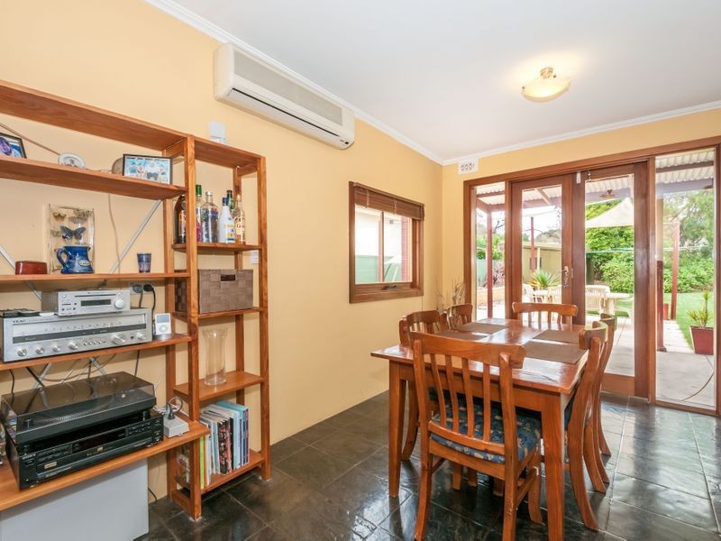 33 Dixon Street, Clarence Park SA 5034