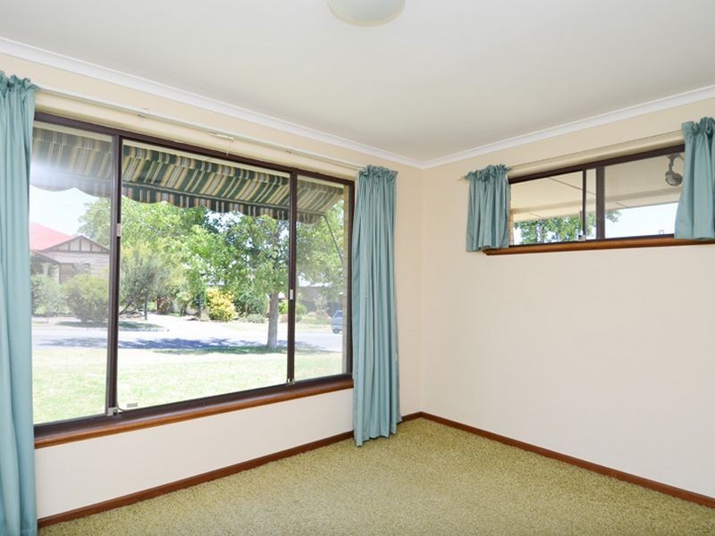 6 Owen Street, Torrens Park SA 5062