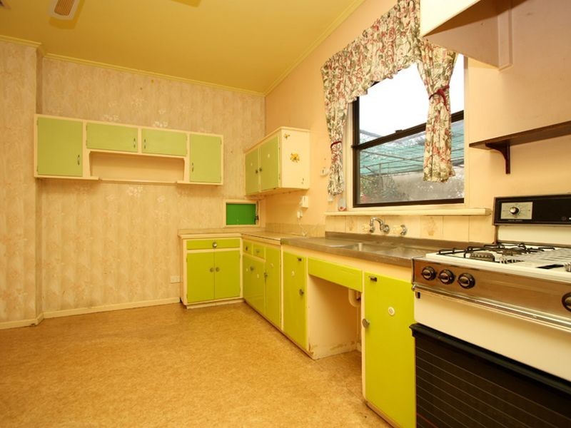 57 Kingston Avenue, Seacombe Gardens SA 5047