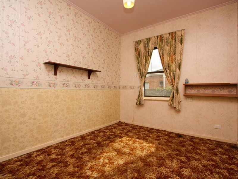 57 Kingston Avenue, Seacombe Gardens SA 5047