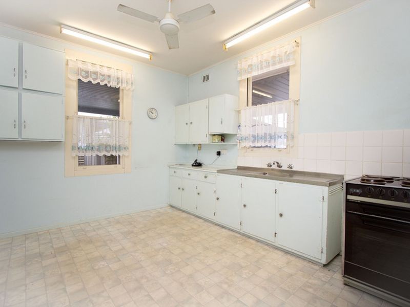 6 Dunedin Street, Dover Gardens SA 5048