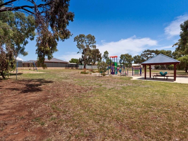 6 Dunedin Street, Dover Gardens SA 5048