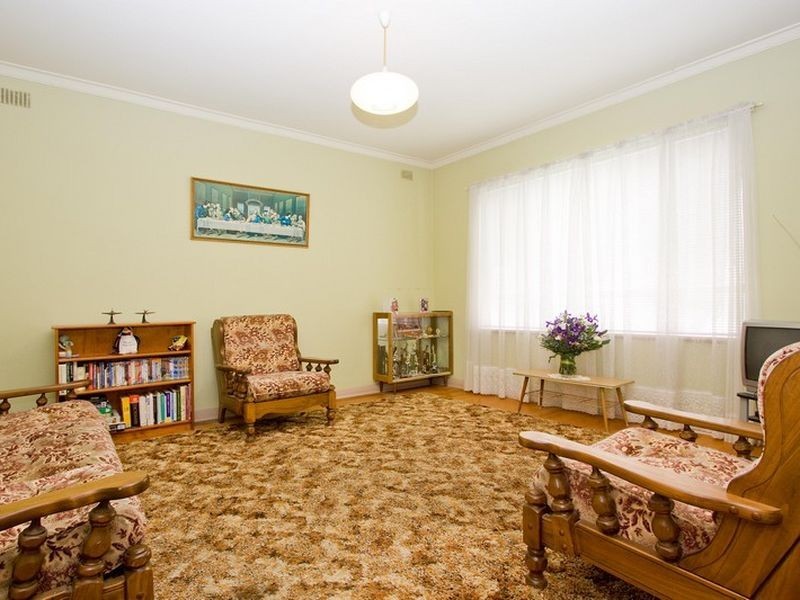 2 Farman Avenue, Hendon SA 5014