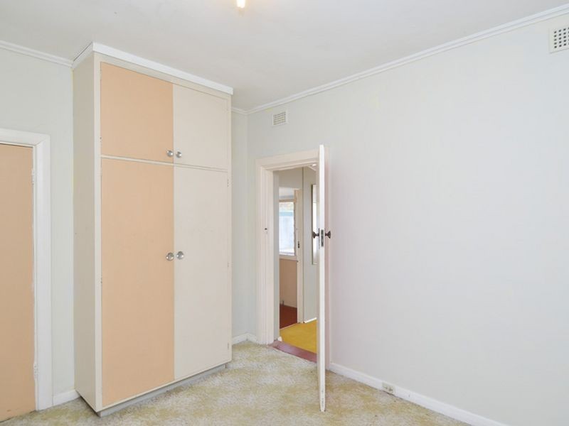 27 Halmon Avenue, Everard Park SA 5035
