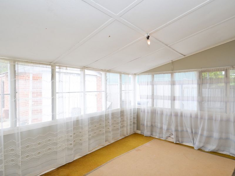 27 Halmon Avenue, Everard Park SA 5035