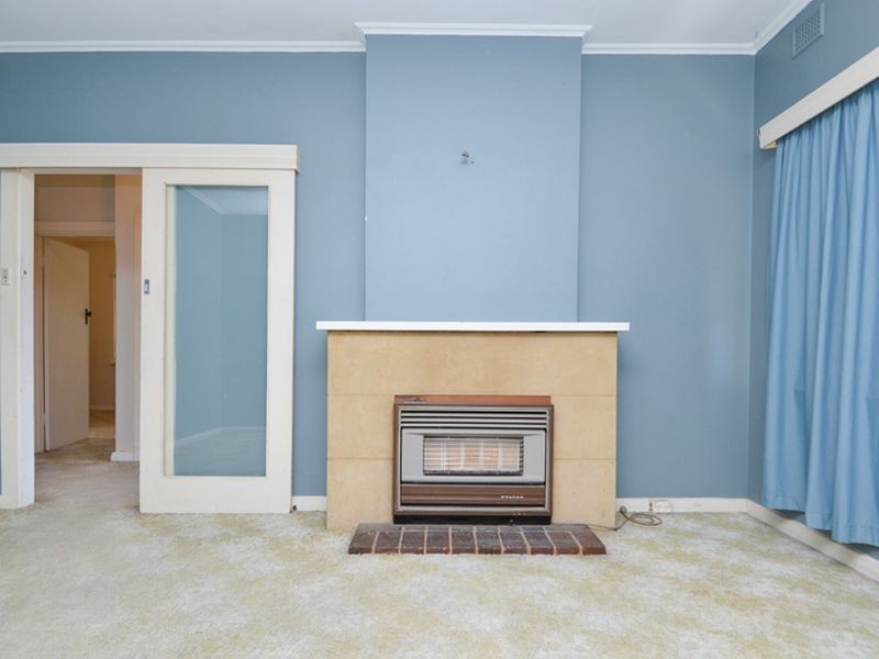 27 Halmon Avenue, Everard Park SA 5035