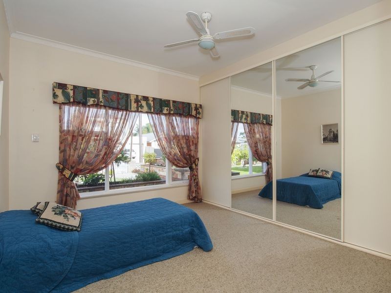 1 Fashoda Ave, Camden Park SA 5038