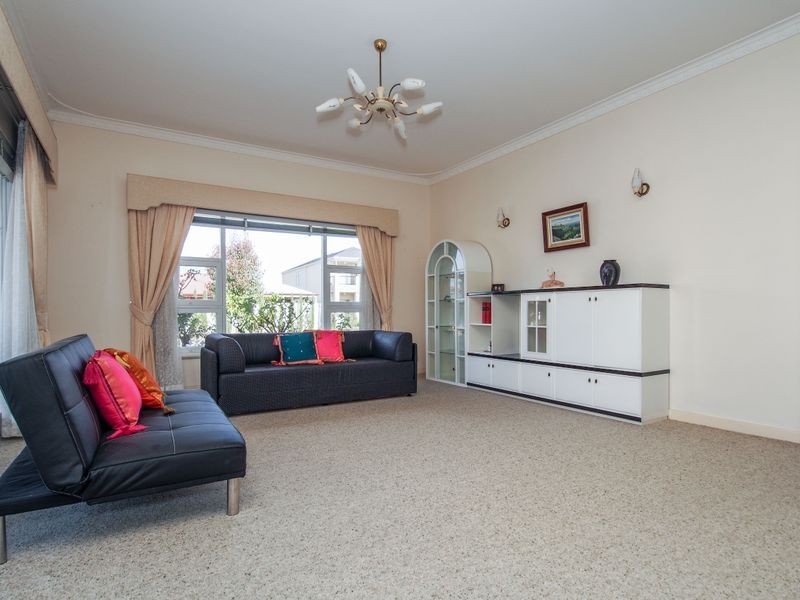 1 Fashoda Ave, Camden Park SA 5038