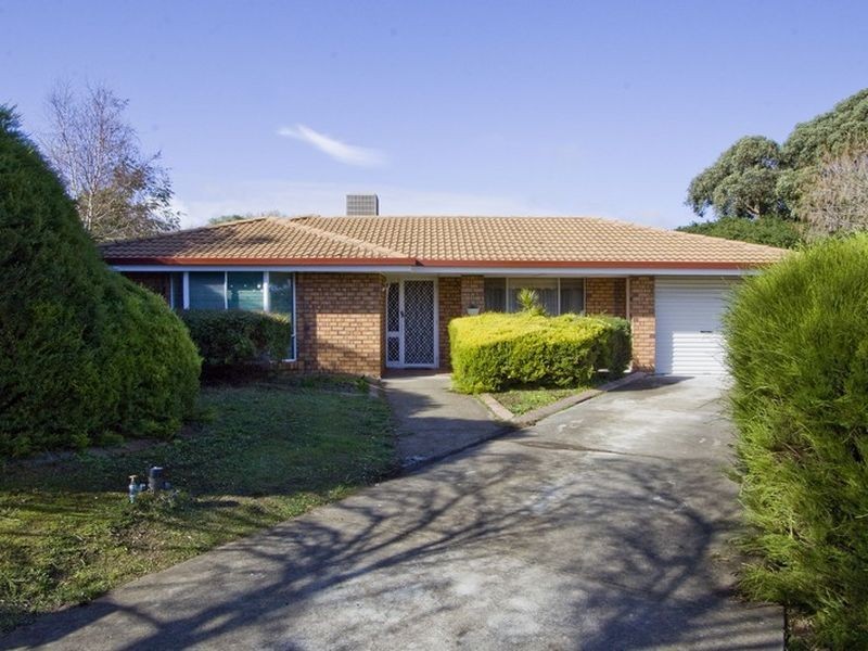 50 Hendrix Crescent, Woodcroft SA 5162