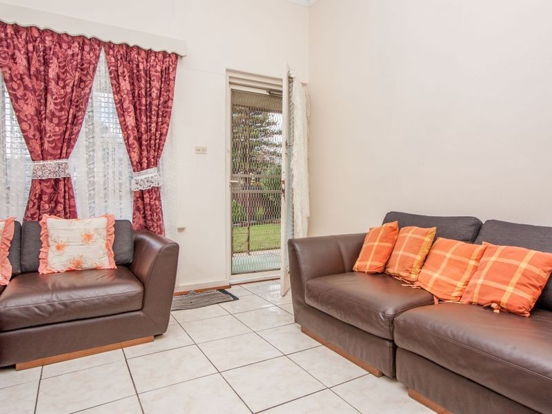 11 Angas Street, Alberton SA 5014