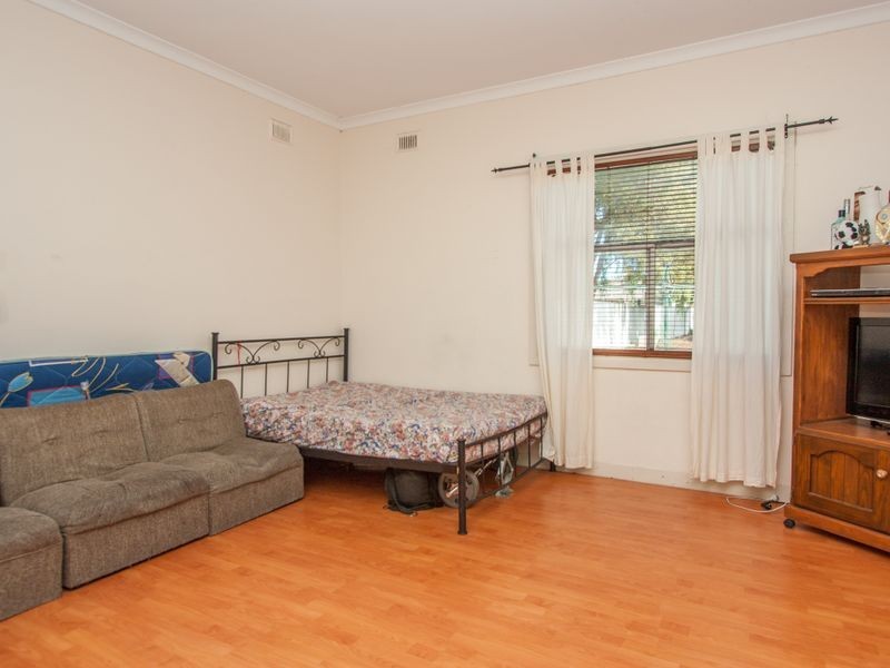 11 Angas Street, Alberton SA 5014