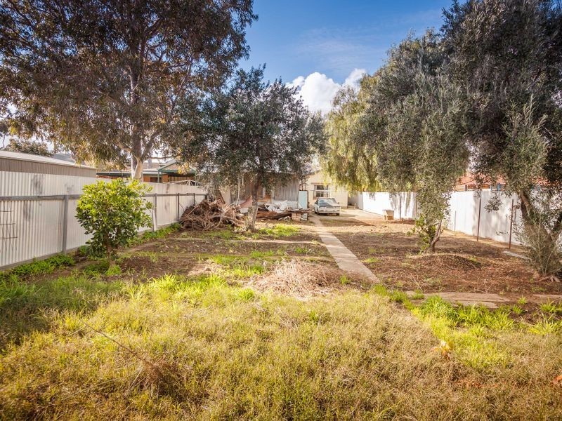 11 Angas Street, Alberton SA 5014