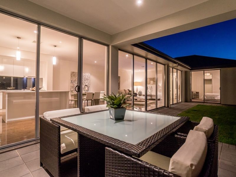 9 Seccafien Avenue, Marion SA 5043