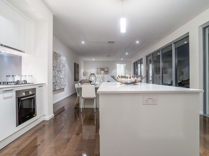 9 Seccafien Avenue, Marion SA 5043