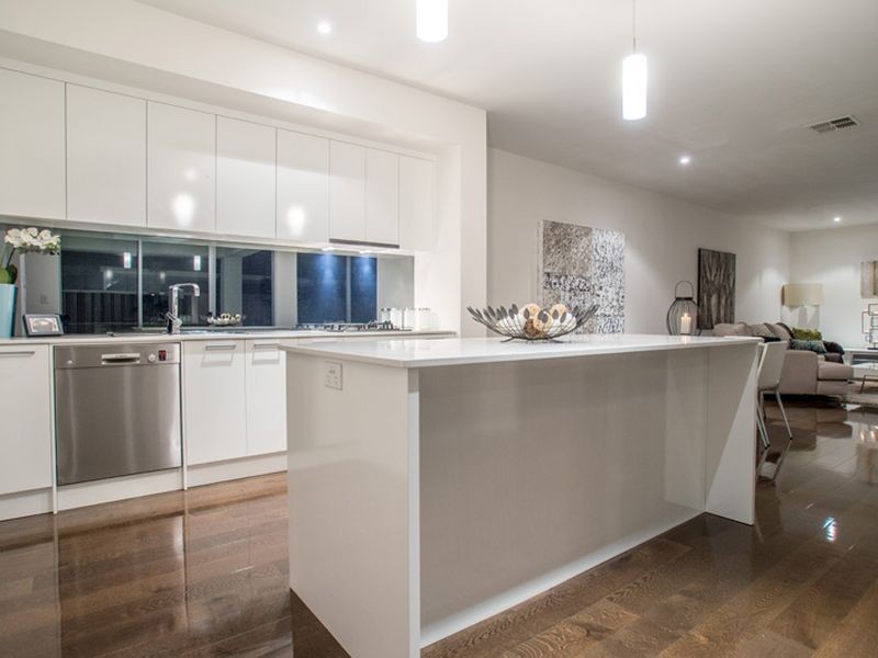 9 Seccafien Avenue, Marion SA 5043