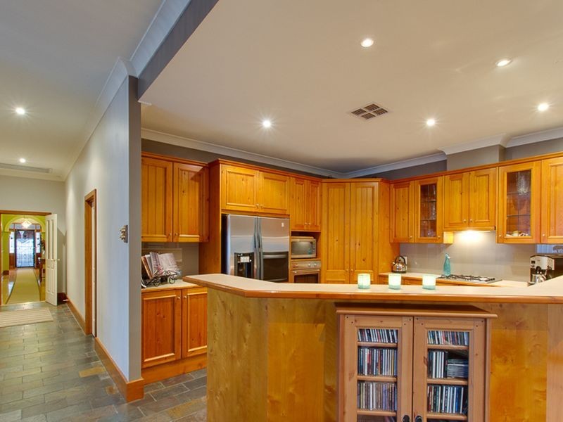 8 Muriel Street, Prospect SA 5082